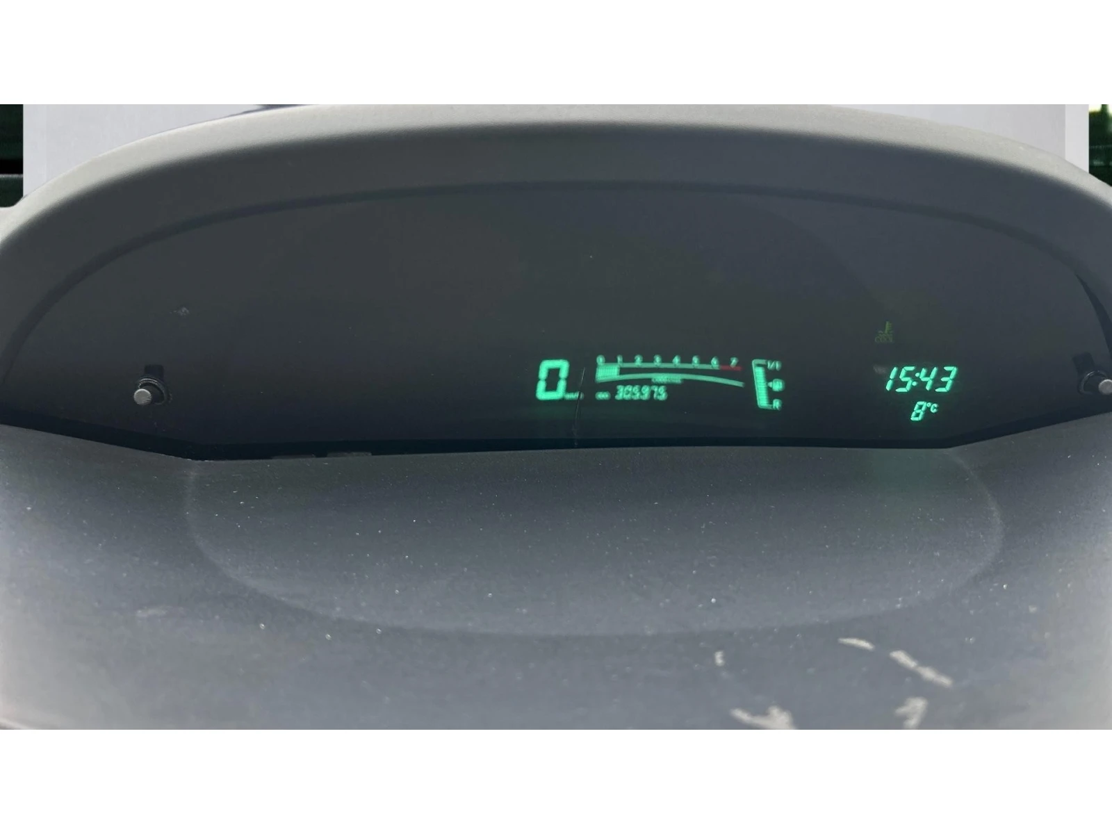 Toyota Yaris ������� ������ �� 100   | Mobile.bg � ����������� 14