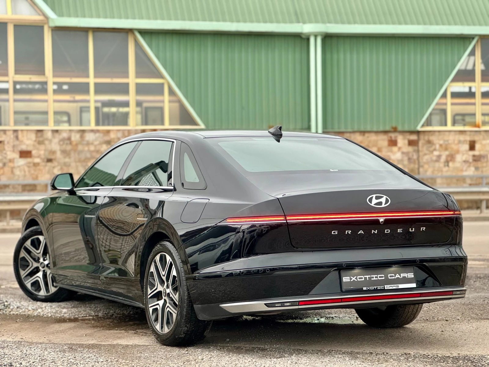 Hyundai Grandeur LPG 3.5 V6 Exclusive GN7 - изображение 6