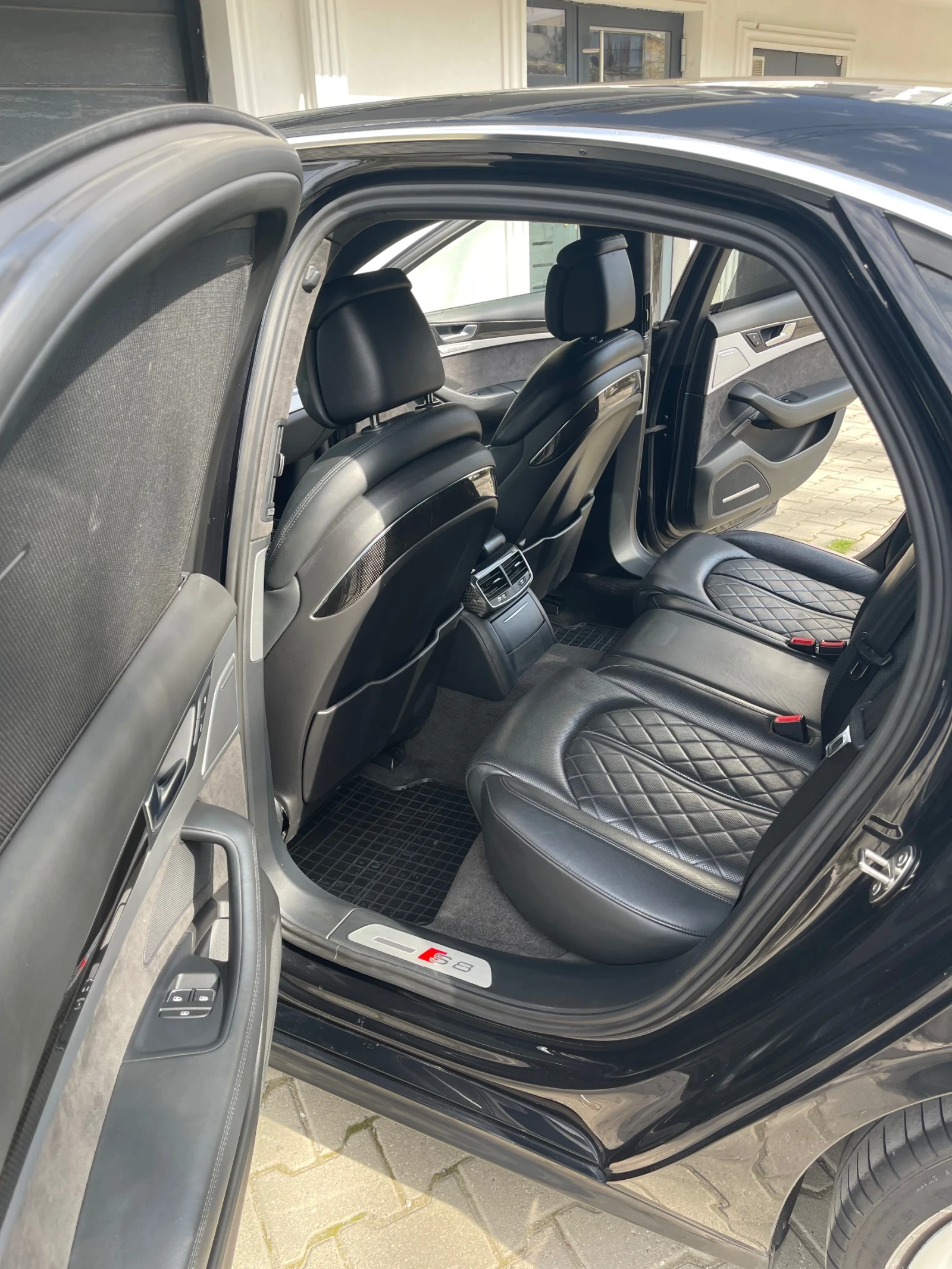 Audi S8, снимка 13 - Автомобили и джипове - 53848417