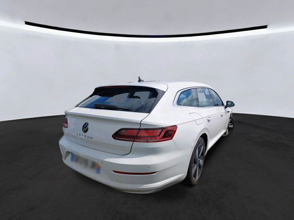 VW Arteon Shooting Brake 2.0 TDI, снимка 3 - Автомобили и джипове - 54106753