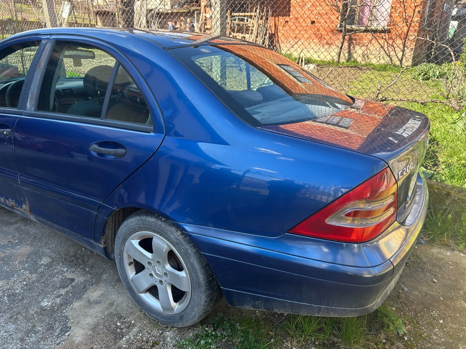 Mercedes-Benz C 200, снимка 13 - Автомобили и джипове - 54194395