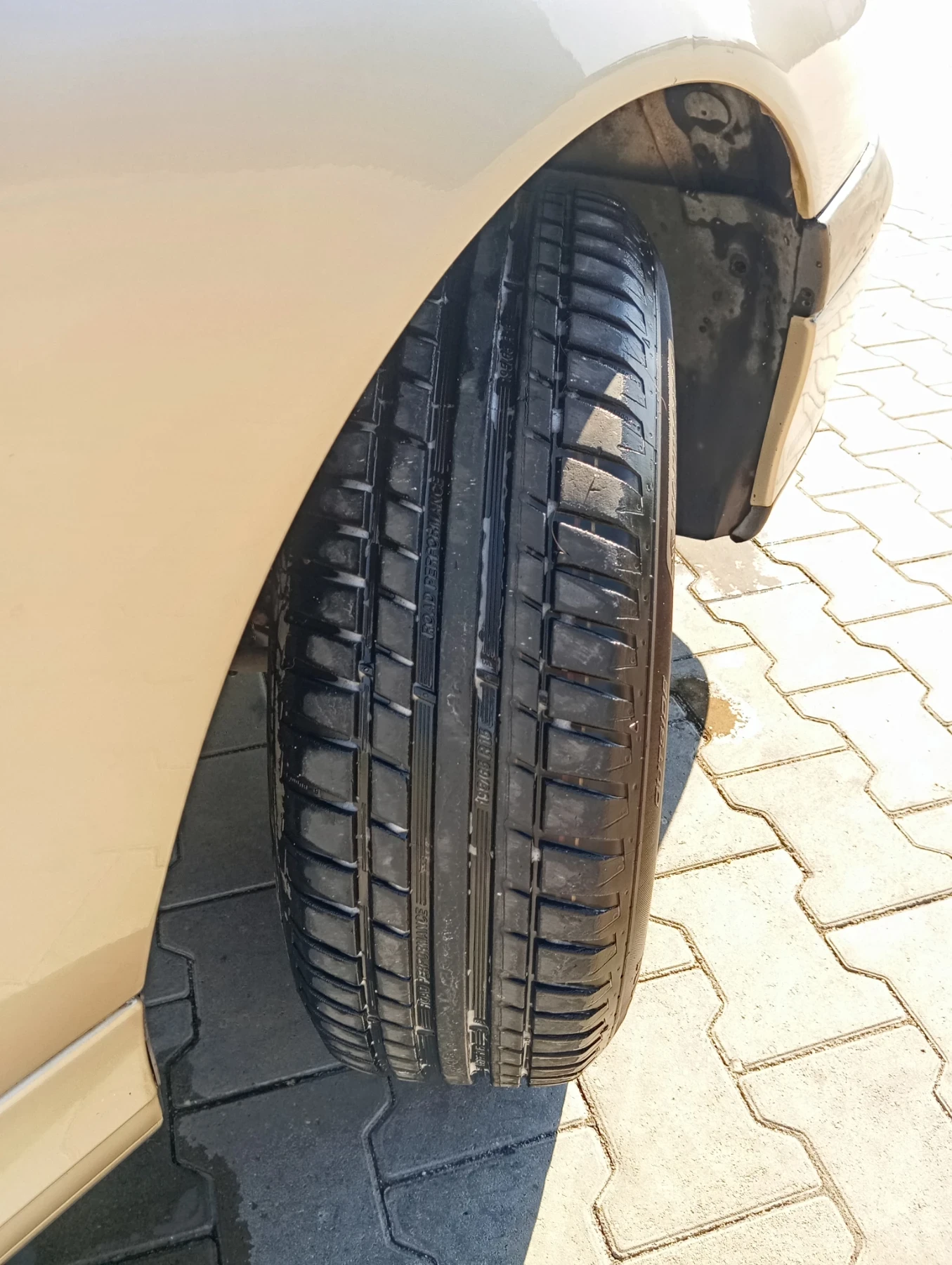 Renault Laguna, снимка 9 - Автомобили и джипове - 55498689