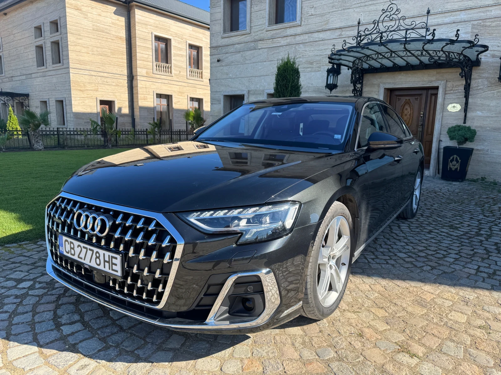 Audi A8 60 TFSI e quatro в гаранция до 22.07.2027
