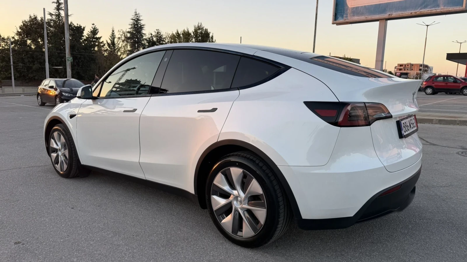 Tesla Model Y Tesla Model Y LONG RANGE DUAL MOTOR, снимка 3 - Автомобили и джипове - 56121042