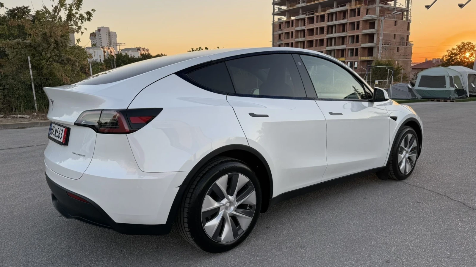 Tesla Model Y Tesla Model Y LONG RANGE DUAL MOTOR, снимка 4 - Автомобили и джипове - 56121042