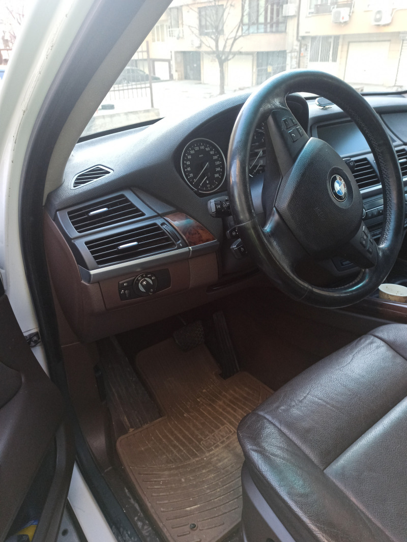 BMW X5, снимка 6 - Автомобили и джипове - 45294045