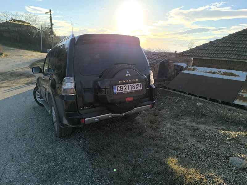 Mitsubishi Pajero 3.2, снимка 7 - Автомобили и джипове - 48630478