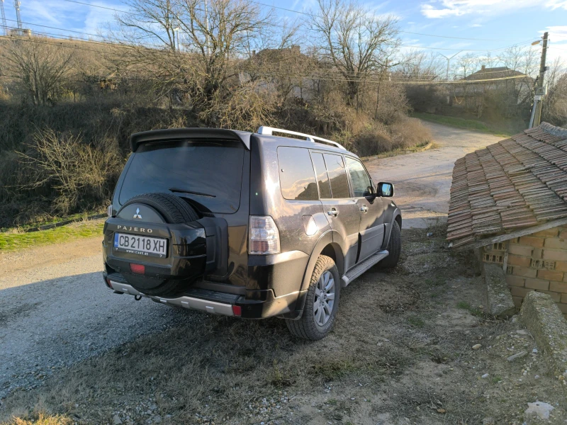 Mitsubishi Pajero 3.2, снимка 8 - Автомобили и джипове - 48630478