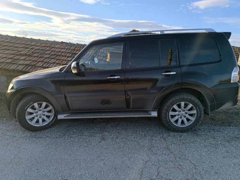 Mitsubishi Pajero 3.2, снимка 10 - Автомобили и джипове - 48630478