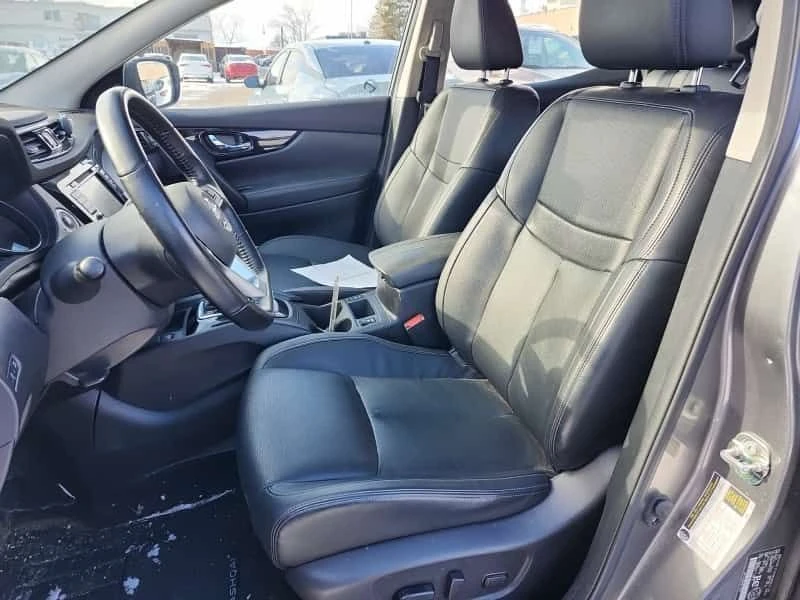 Nissan Qashqai * SV * CARFAX * ЦЕНА ДО БГ - изображение 6