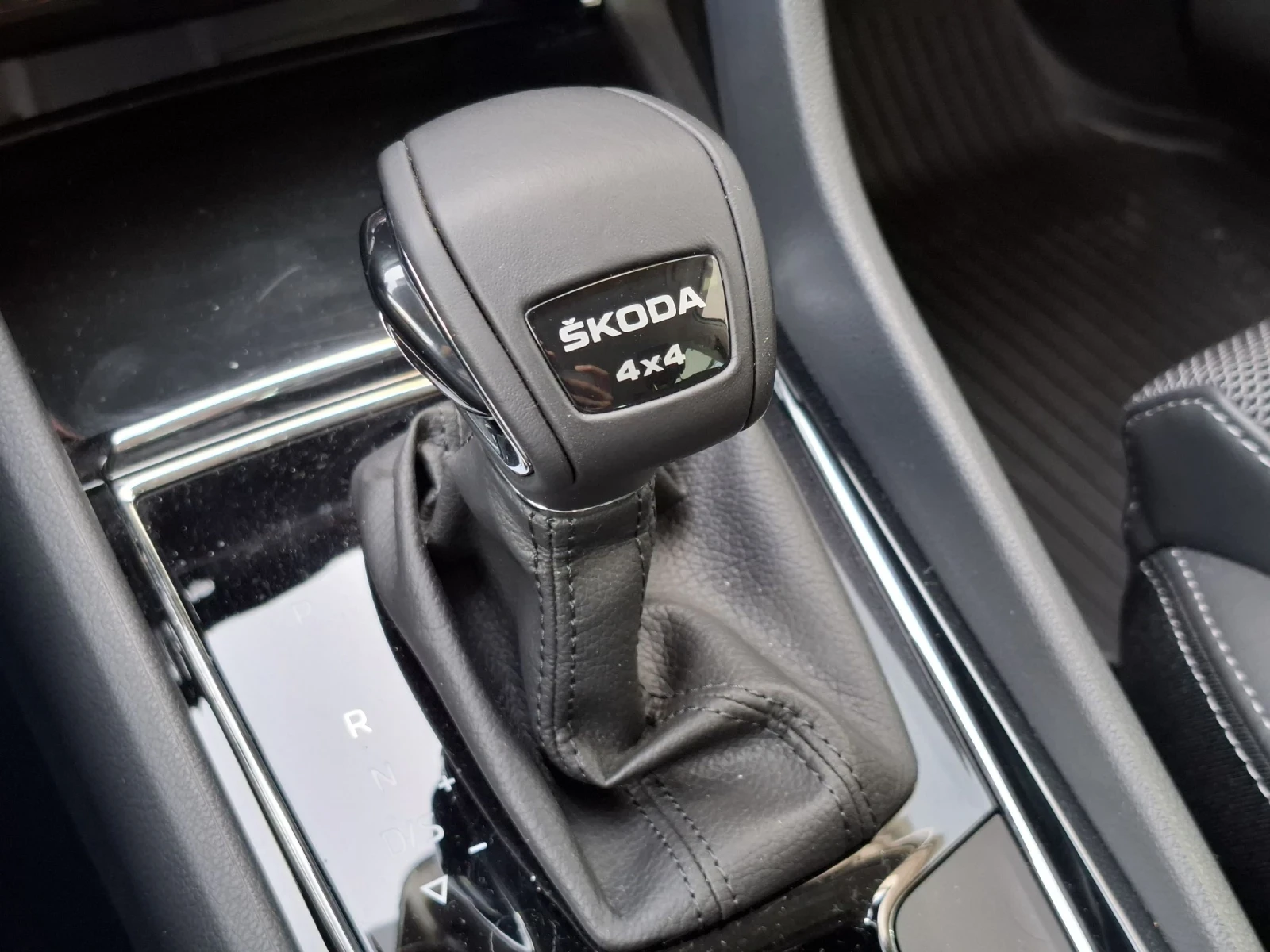 Skoda Kodiaq 2.0 TSI/4x4/7DSG + LPG - изображение 9