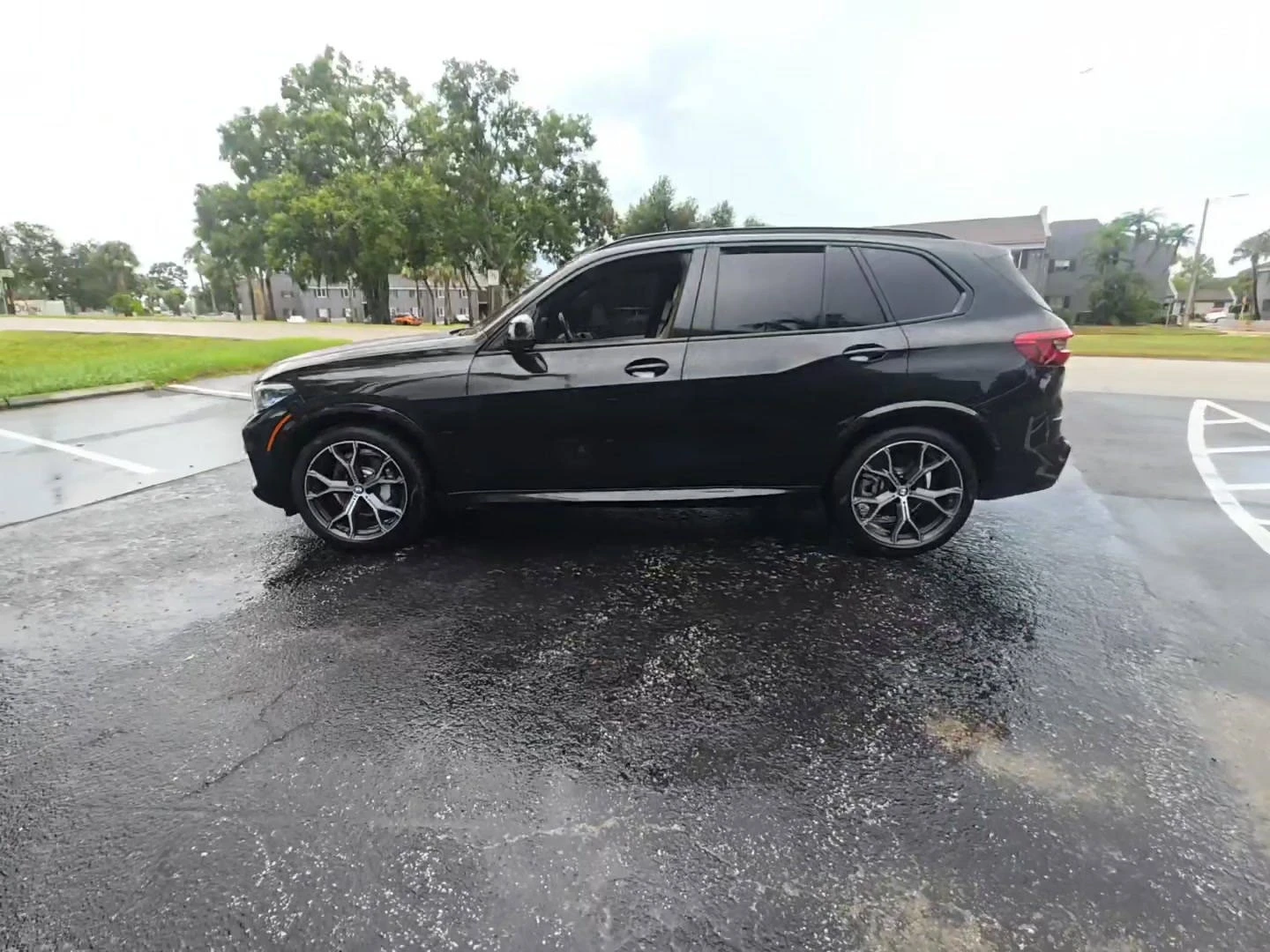 BMW X5 M-PACK* HEADUP* 360* HARMAN* PANO* KEYLESS* ВАКУМ - изображение 4