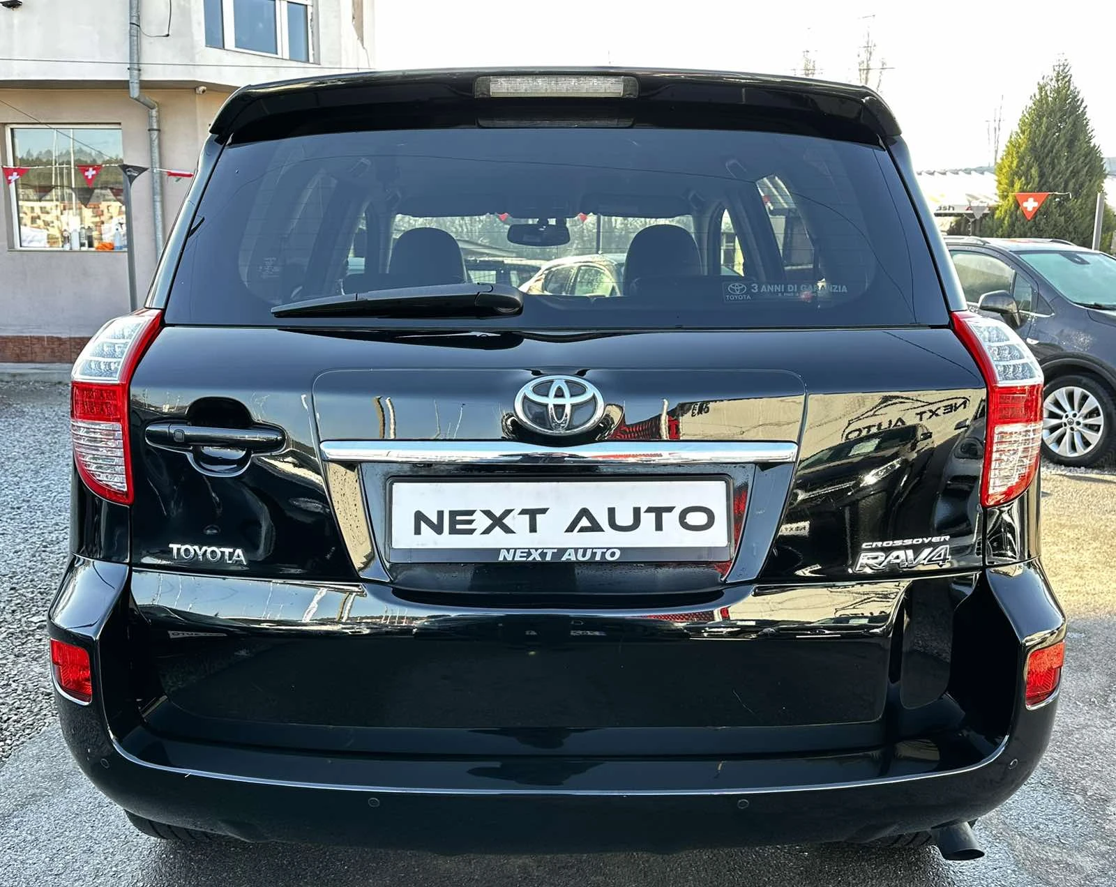 Toyota Rav4 2.2D-CAT 150HP 4X4 NAVI CAMERA КОЖА - изображение 6