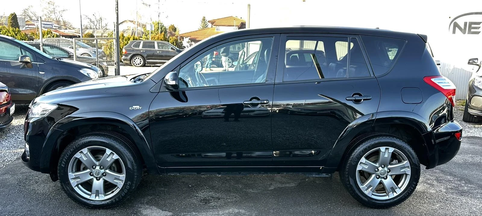 Toyota Rav4 2.2D-CAT 150HP 4X4 NAVI CAMERA КОЖА - изображение 8