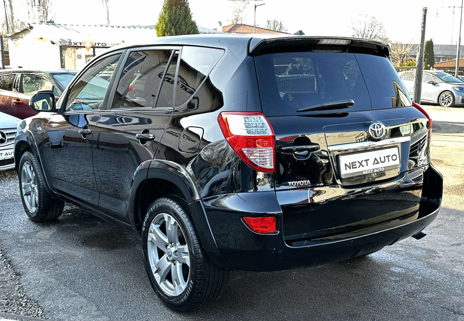 Toyota Rav4 2.2D-CAT 150HP 4X4 NAVI CAMERA КОЖА - изображение 7