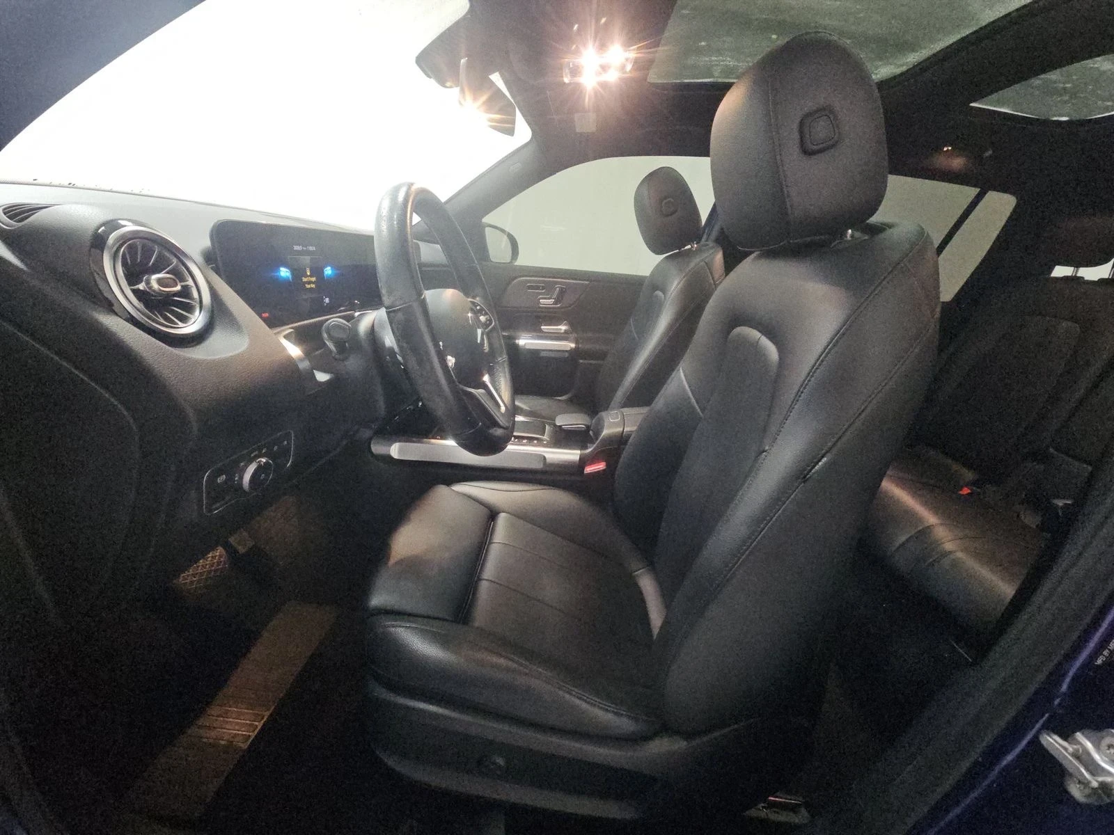 Mercedes-Benz GLB 250 4MATIC - изображение 7