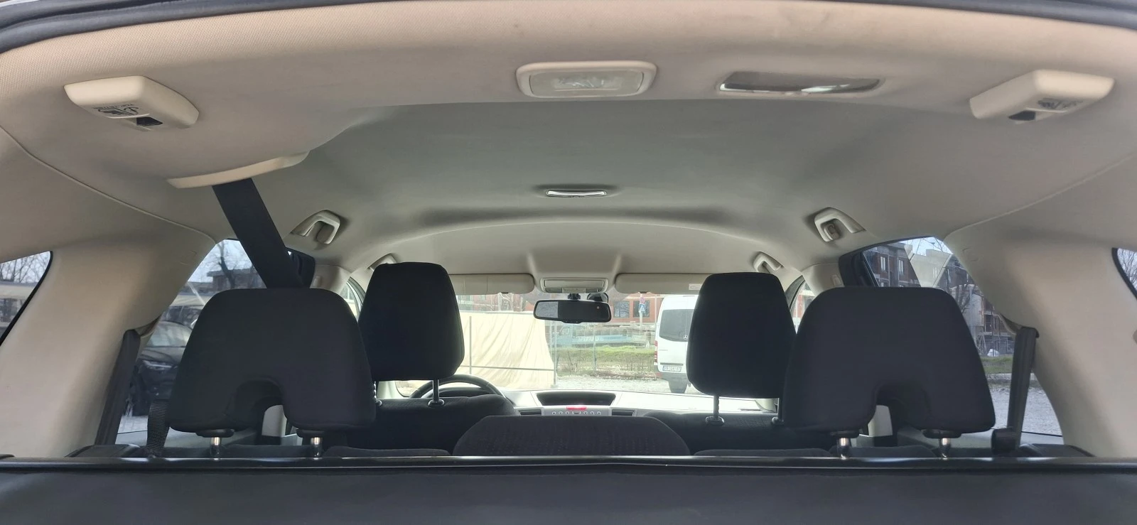 Honda Cr-v 2.0i 155PS 4x4 ръчка, снимка 15 - Автомобили и джипове - 53989023