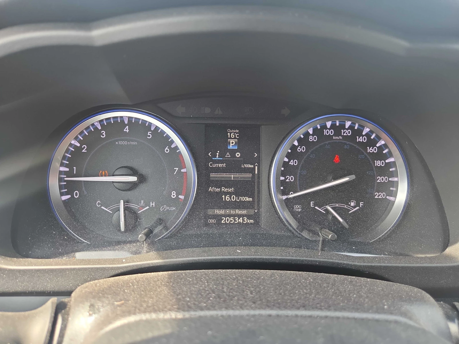 Toyota Highlander XLE * 7 МЕСТЕН * ЧЕРНА КОЖА * СТАВА НА ГАЗ * , снимка 8 - Автомобили и джипове - 54152548