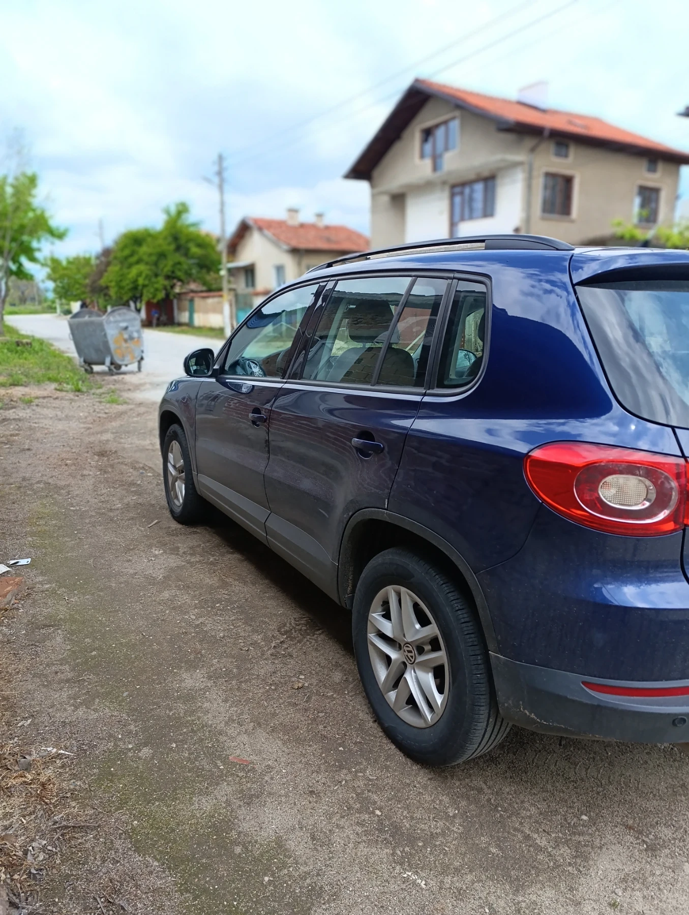 VW Tiguan, снимка 13 - Автомобили и джипове - 54388597