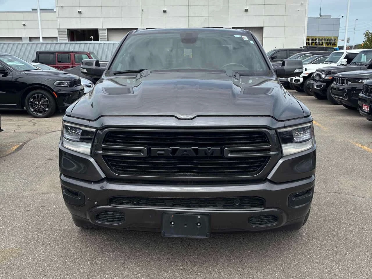 Dodge RAM 1500 | Sport | ПОДГРЕВ | CARFAX | ГОЛЯМА НАВИГАЦИЯ | , снимка 6 - Автомобили и джипове - 54652760