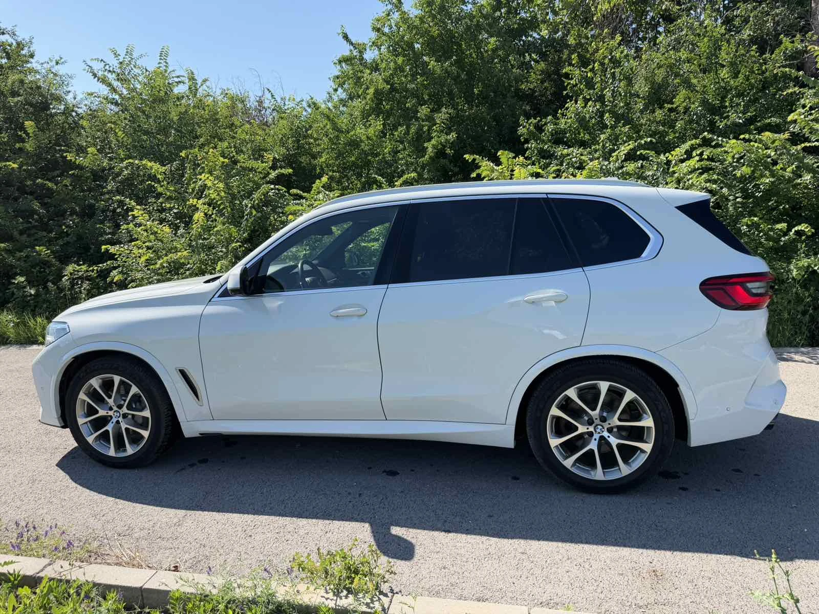 BMW X5 40i Laser/Pano/360/Head-up, снимка 13 - Автомобили и джипове - 54832529