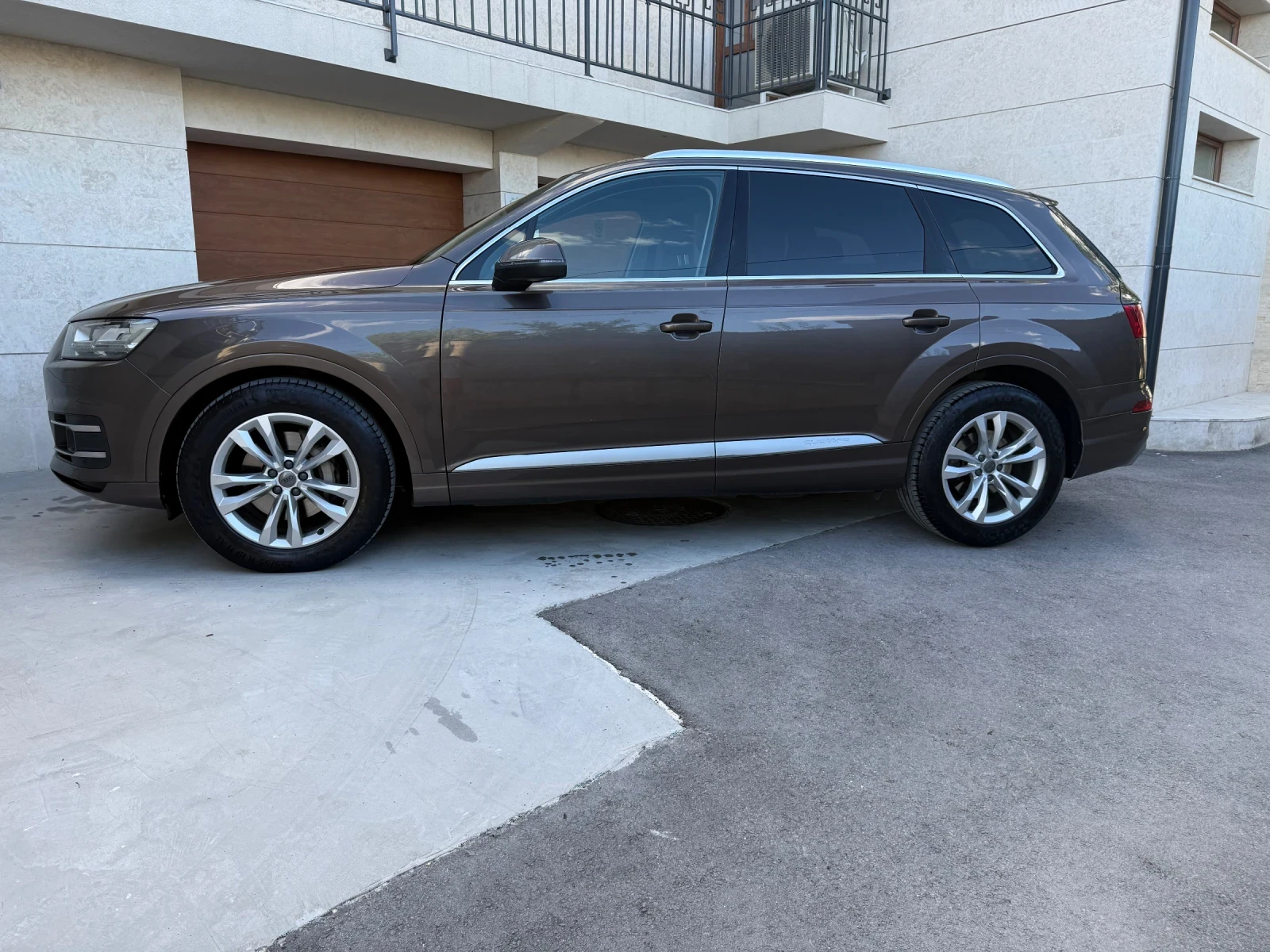 Audi Q7 3.0 TDI  MATRIX, снимка 4 - Автомобили и джипове - 54933401
