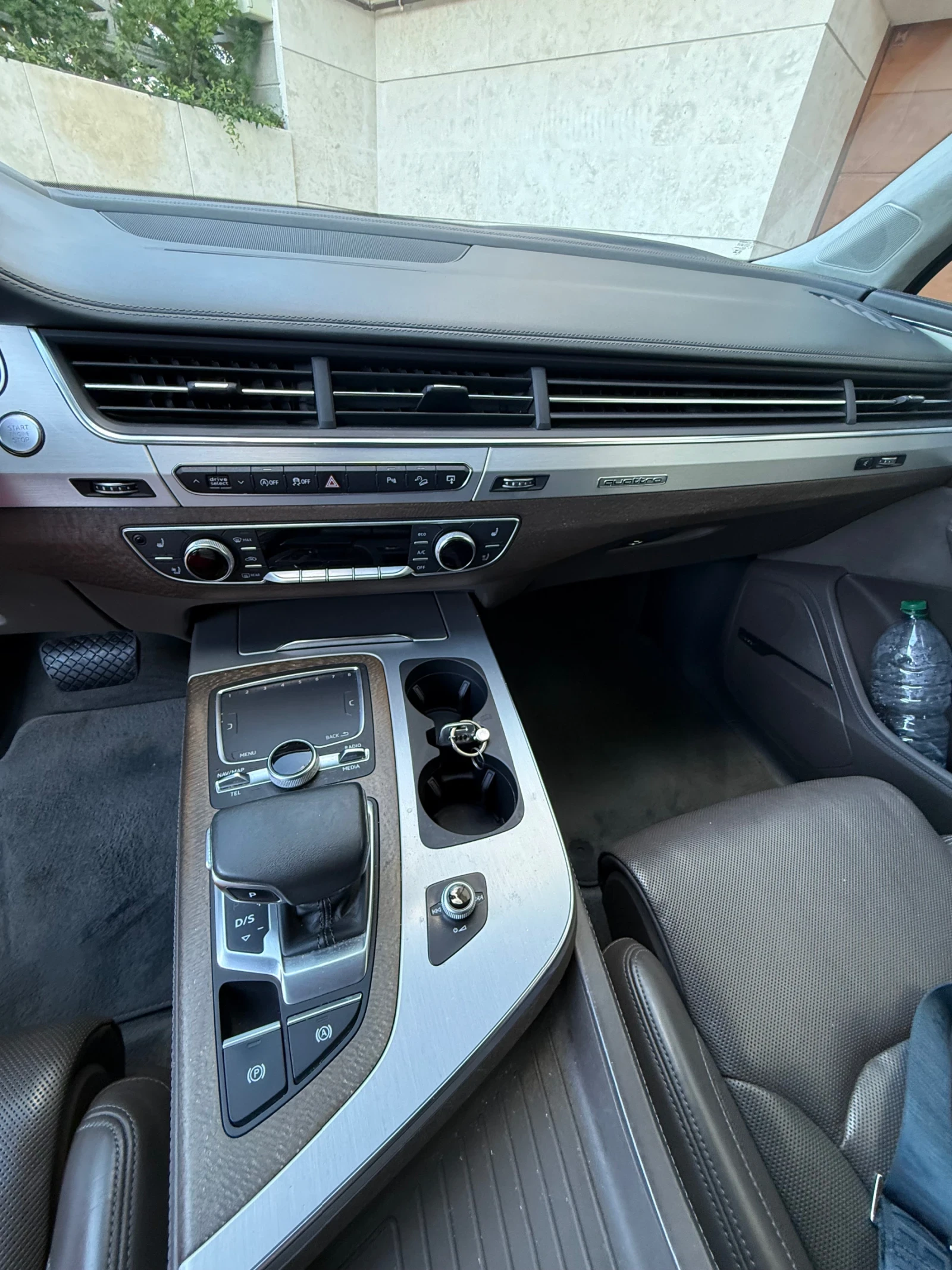 Audi Q7 3.0 TDI  MATRIX, снимка 12 - Автомобили и джипове - 54933401