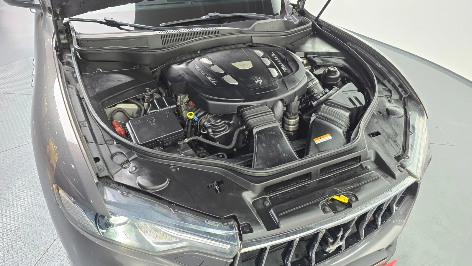 Maserati Levante 3.0 Diesel AWD Premium, снимка 6 - Автомобили и джипове - 55377957