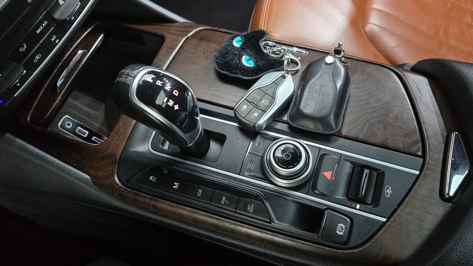 Maserati Levante 3.0 Diesel AWD Premium, снимка 9 - Автомобили и джипове - 55377957
