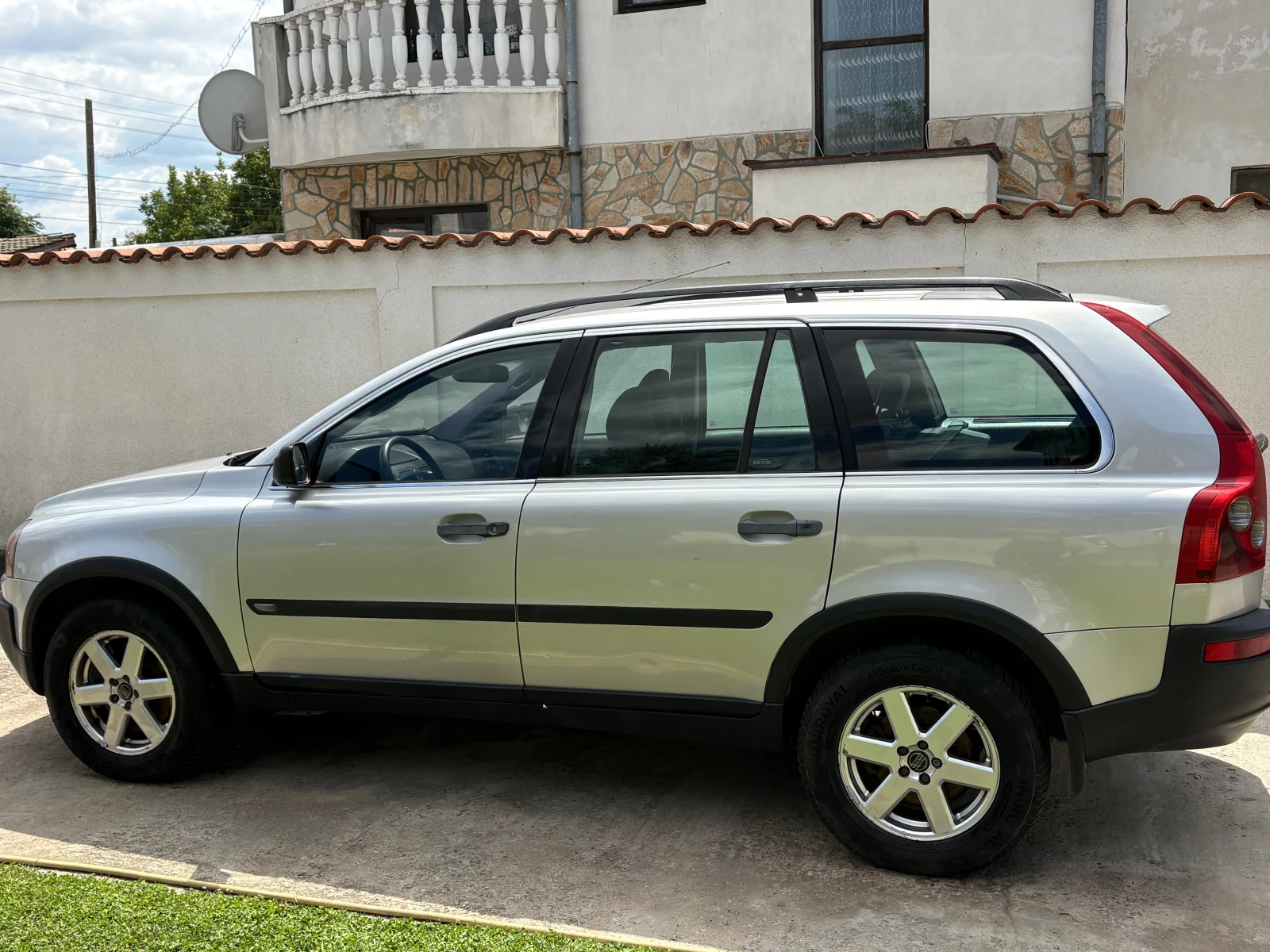 Volvo Xc90 D5, снимка 3 - Автомобили и джипове - 55672897