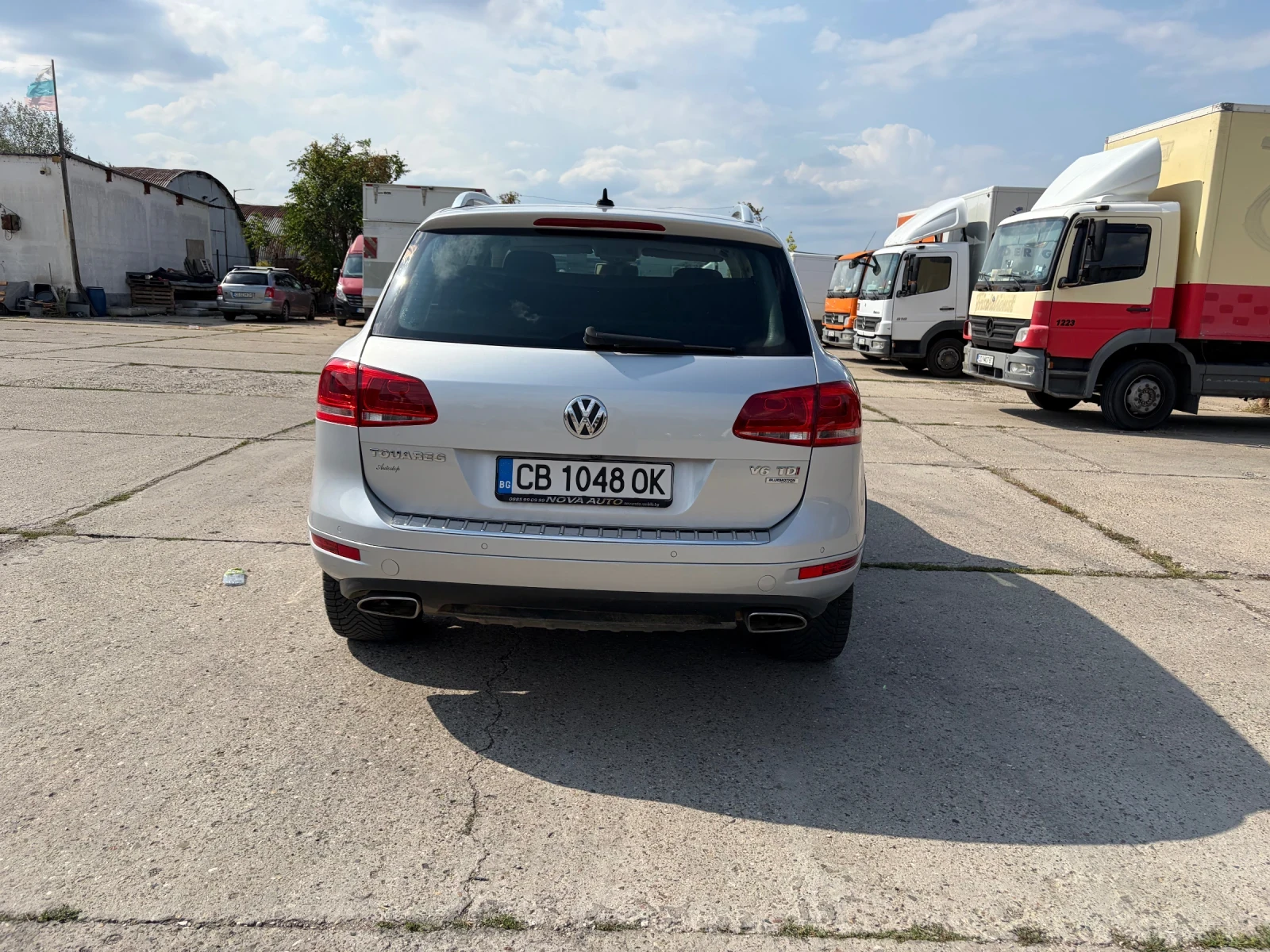 VW Touareg, снимка 4 - Автомобили и джипове - 56086365