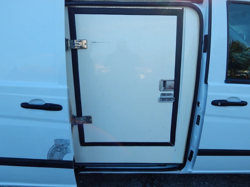 Mercedes-Benz Vito 2.2CDI* MAXI* ХЛАДИЛЕН* , снимка 9 - Бусове и автобуси - 52011771