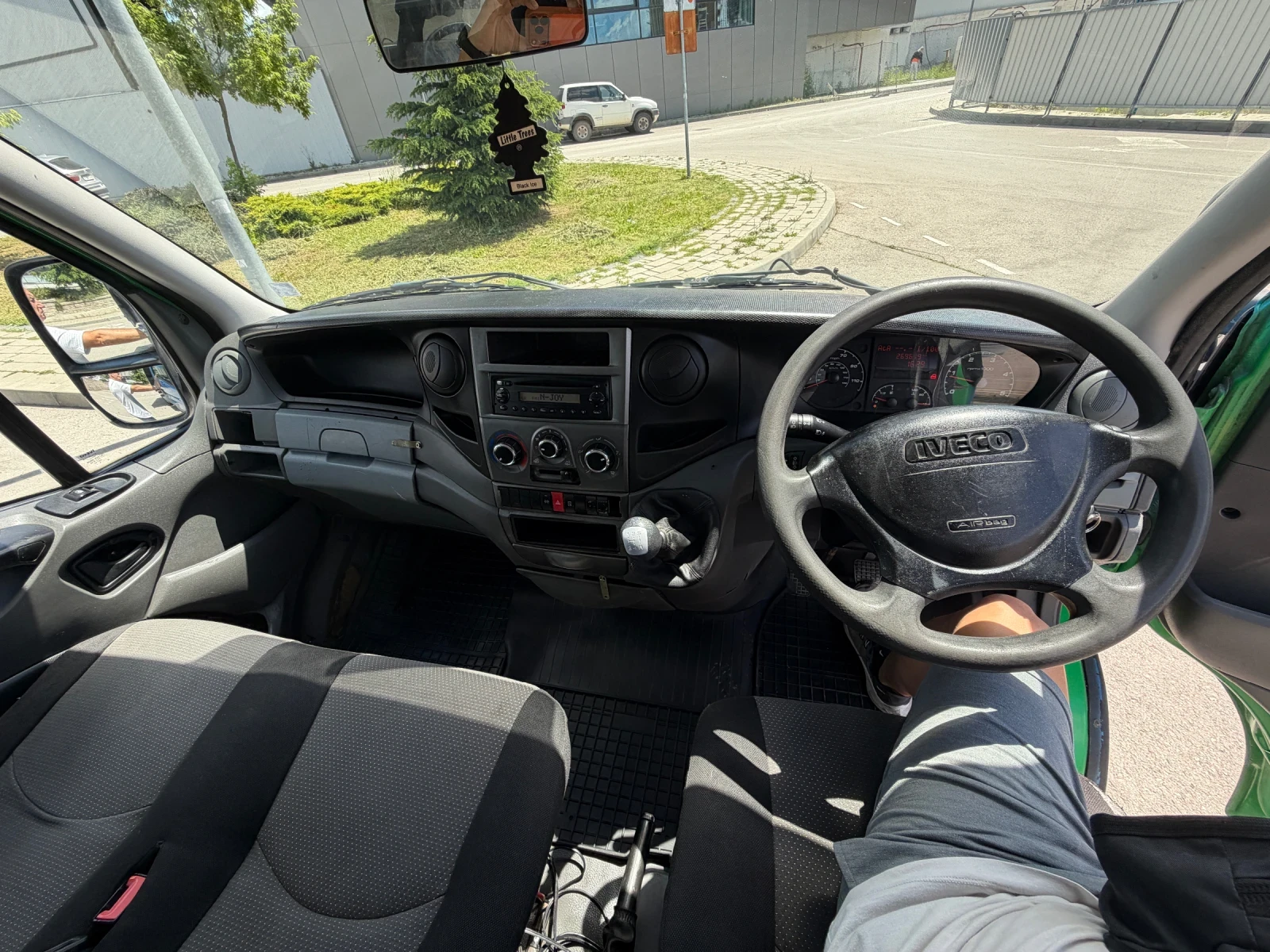Iveco Daily 35C11 Въздушно Окачване, снимка 16 - Бусове и автобуси - 54714556