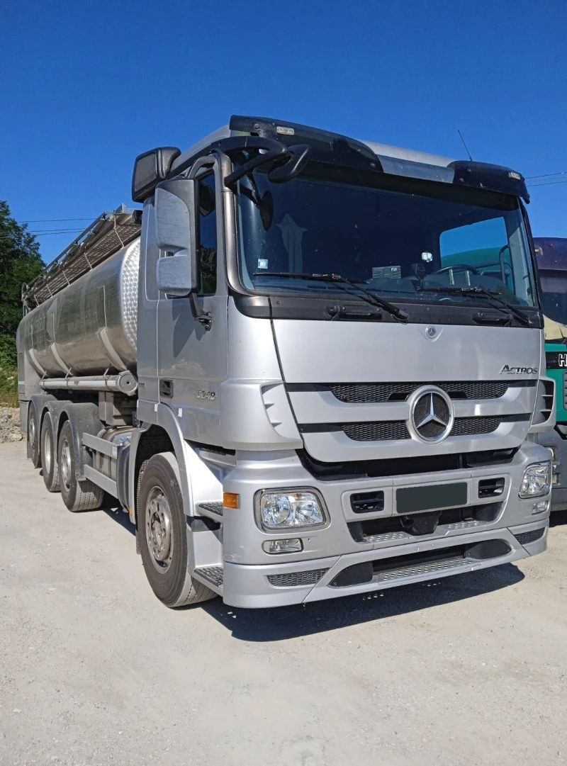 Mercedes-Benz Actros 3248 Цистерна за мляко, снимка 3 - Камиони - 48231812