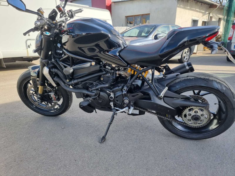 Ducati Monster 1200R, снимка 12 - Мотоциклети и мототехника - 44192303