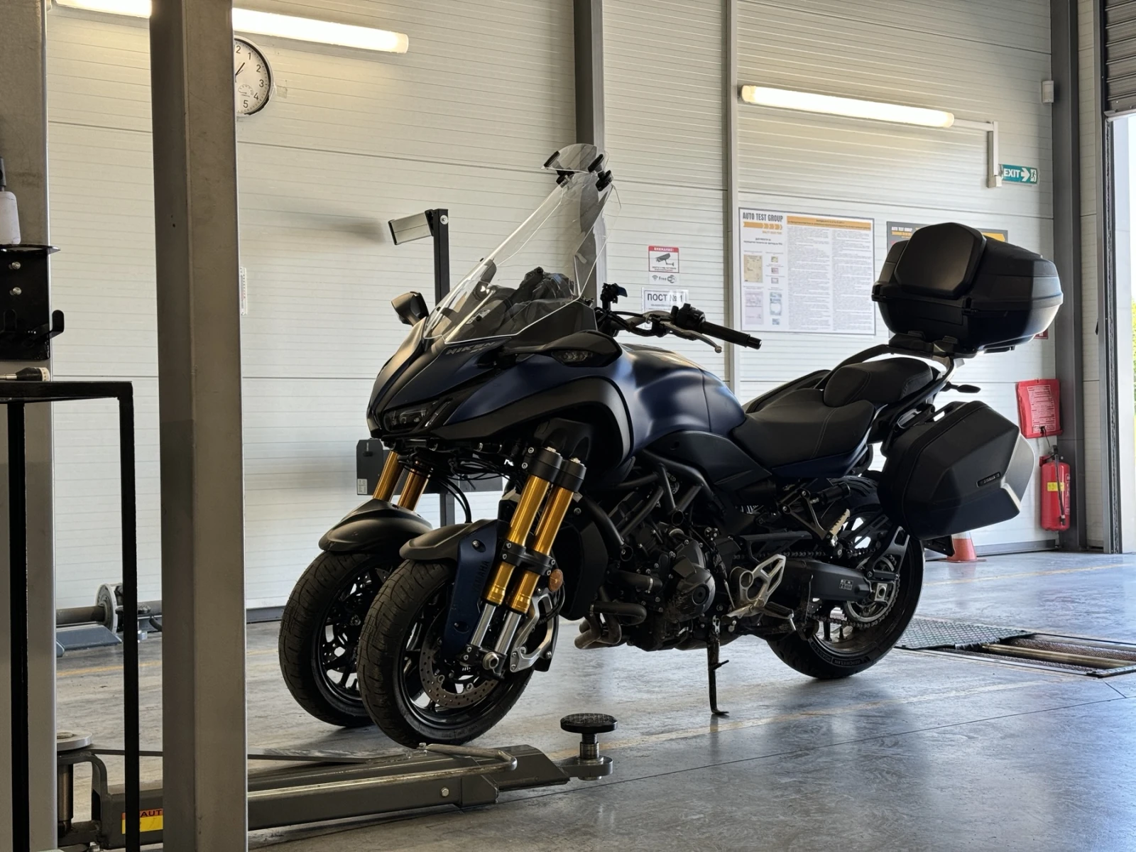 Yamaha Mt-09 Niken GT - изображение 4