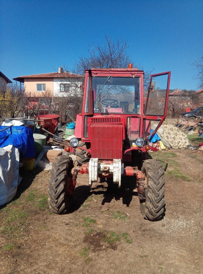 Трактор Болгар Тк82, снимка 1 - Селскостопанска техника - 45932135