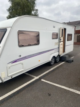      Swift Conqueror 650 Lux 