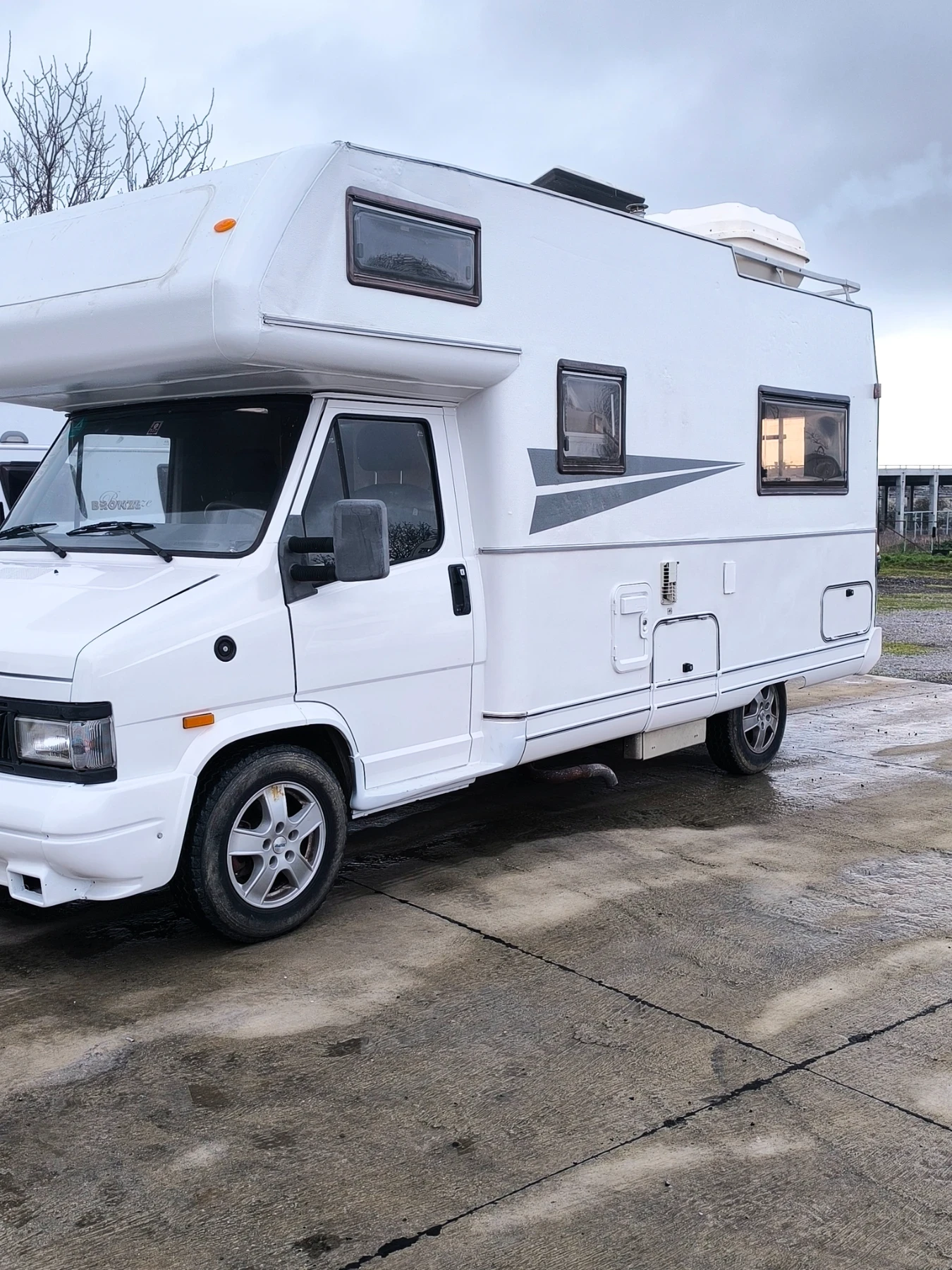 Кемпер Fiat Frankia, снимка 2 - Каравани и кемпери - 54088947