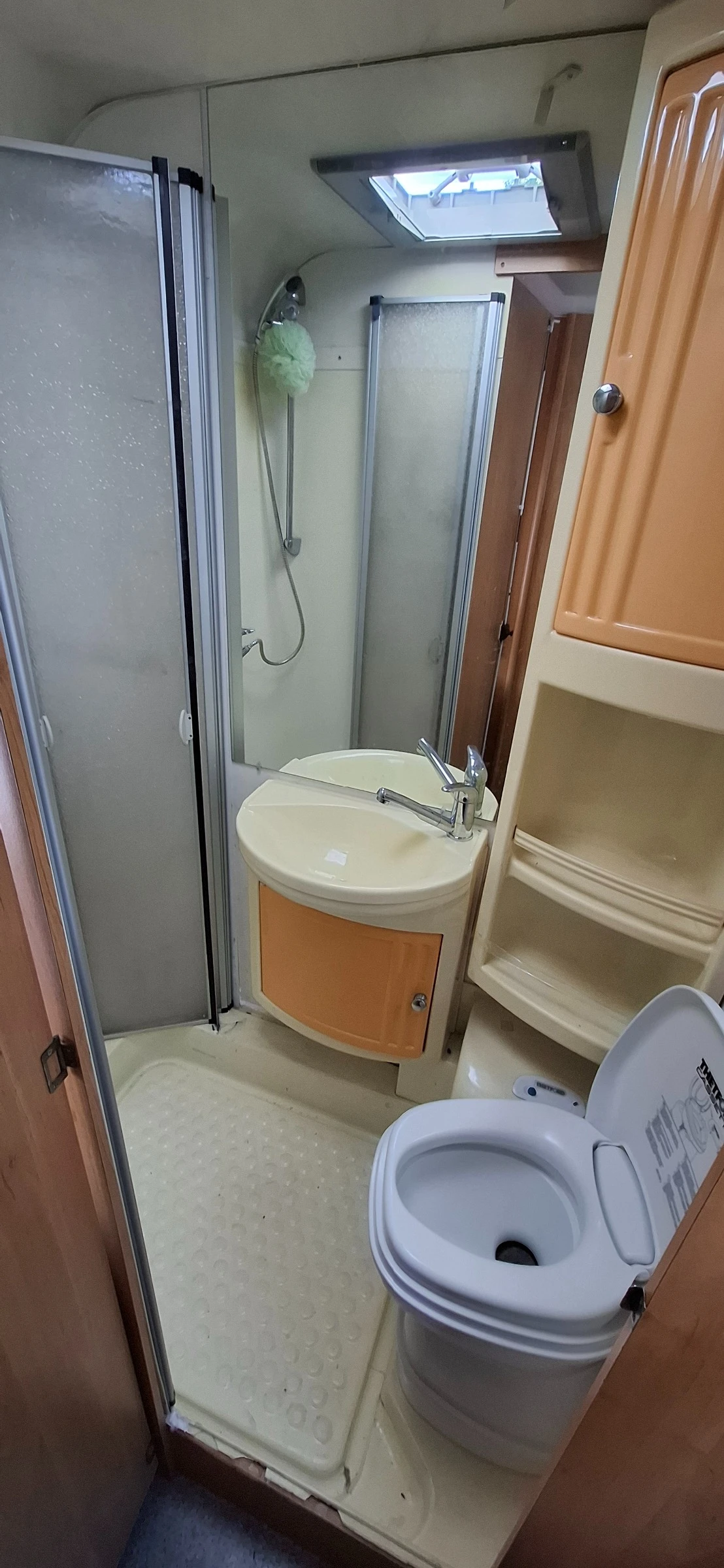 Кемпер Fiat ducato, снимка 8 - Каравани и кемпери - 55877448