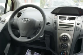 Toyota Yaris 1.0i/Facelift, снимка 15