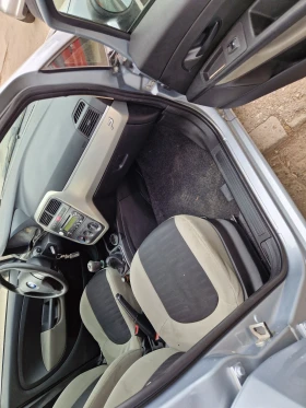 Fiat Punto 1.4Бензин, 78к.с, Евро 4, снимка 7