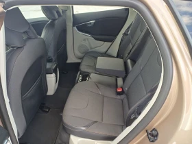 Volvo V40 Cross Country 2.0 Diesel 150k.s. 5-ЦИЛИНДЪРА, снимка 9