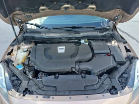 Volvo V40 Cross Country 2.0 Diesel 150k.s. 5-ЦИЛИНДЪРА, снимка 17
