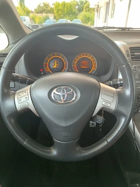 Toyota Auris 1.6 VVTi, снимка 9