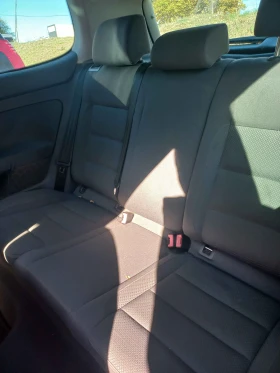 VW Golf 1.6 FSI | Mobile.bg    5
