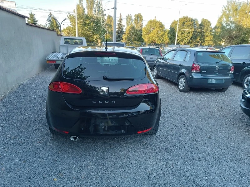 Seat Leon 1.9 TDI , снимка 5 - Автомобили и джипове - 47747136