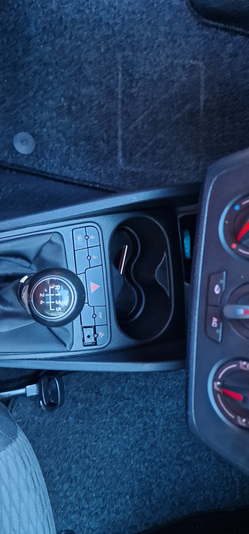 Seat Ibiza Топ оферта внос от Германия, снимка 9 - Автомобили и джипове - 45785911