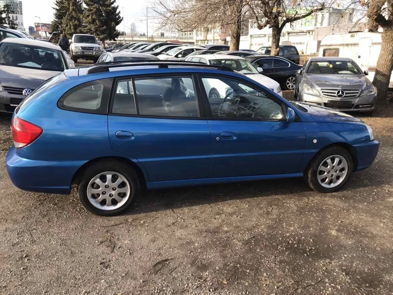 Kia Rio 1.4i, снимка 5 - Автомобили и джипове - 44312873