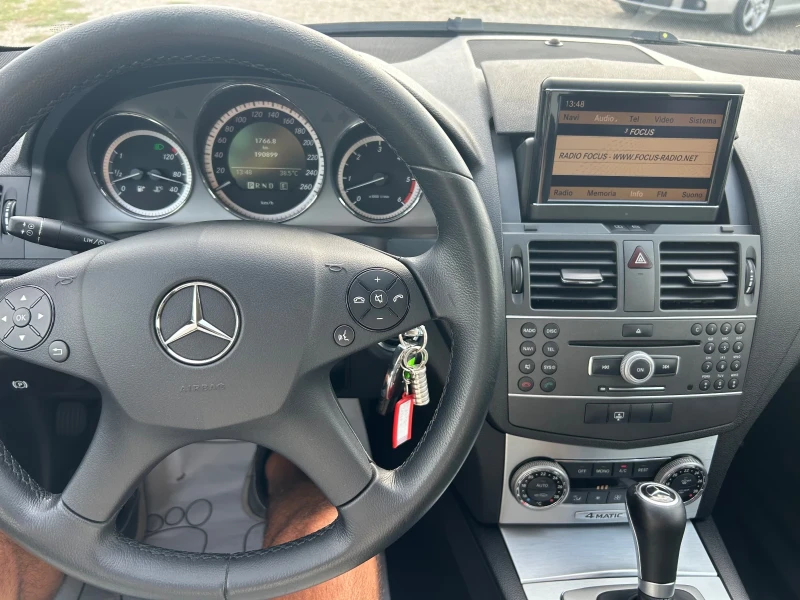 Mercedes-Benz C 350 4-MATIK PERFEKT, снимка 9 - Автомобили и джипове - 47120067